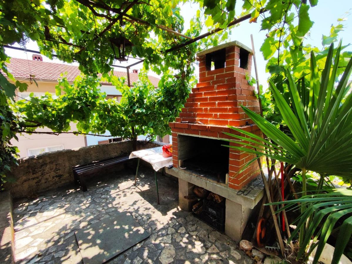 Apartmani David بولا المظهر الخارجي الصورة